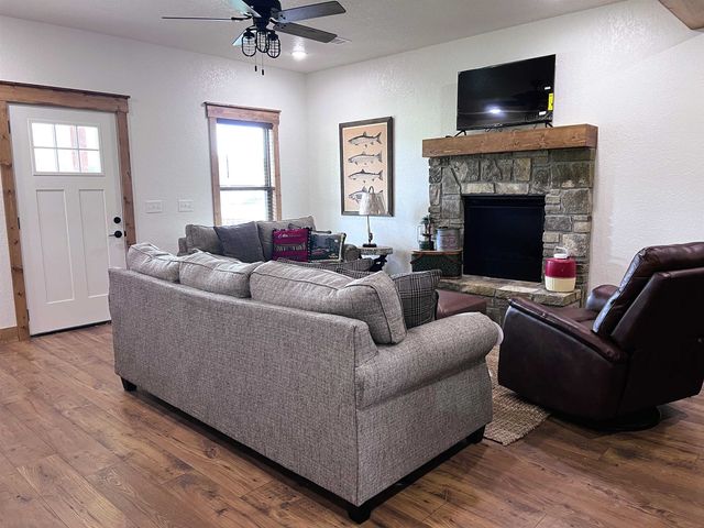 2 N Riverview Lane, Mountain View, AR 72560