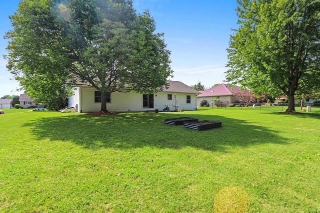 300 ROSEMARY DRIVE, Pulaski, WI 54162