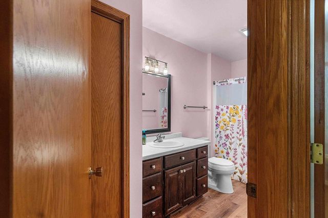 300 ROSEMARY DRIVE, Pulaski, WI 54162