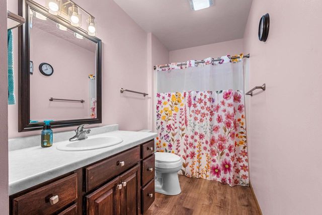 300 ROSEMARY DRIVE, Pulaski, WI 54162