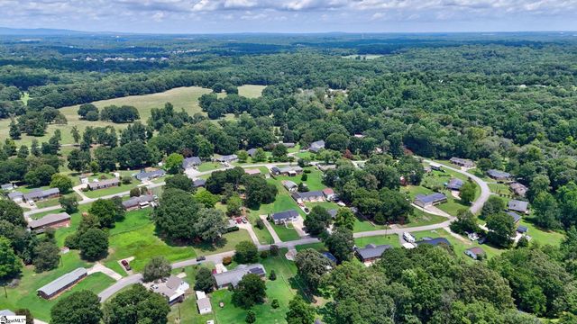 317 Bentwood Road, Piedmont, SC 29673