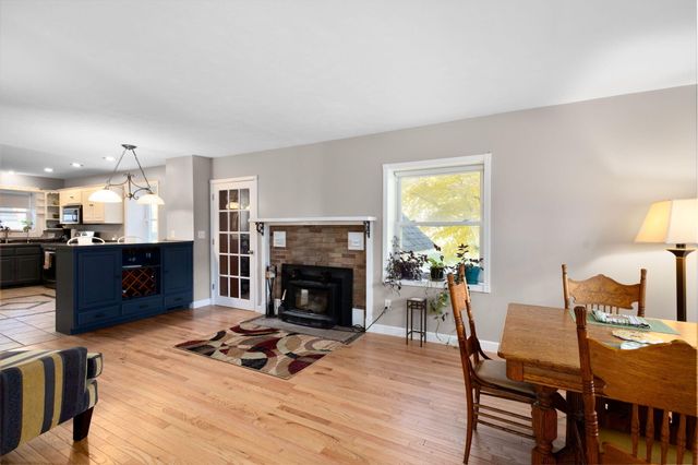 6484 E 1000 N, New Carlisle, IN 46552