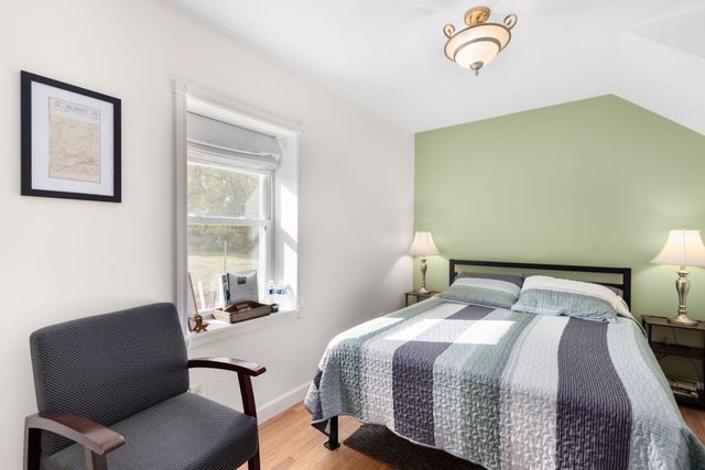 6484 E 1000 N, New Carlisle, IN 46552