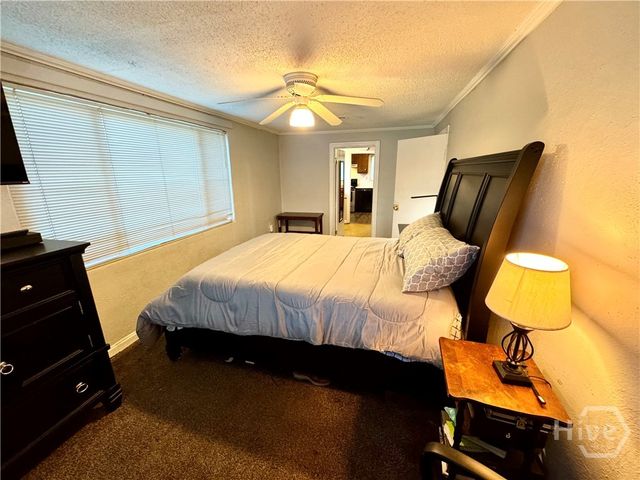 147 Camellia Avenue, Savannah, GA 31408