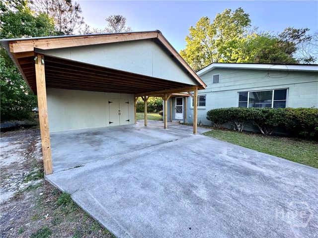 147 Camellia Avenue, Savannah, GA 31408