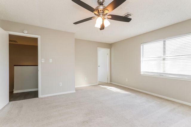 11122 Hanning Lane, Houston, TX 77041
