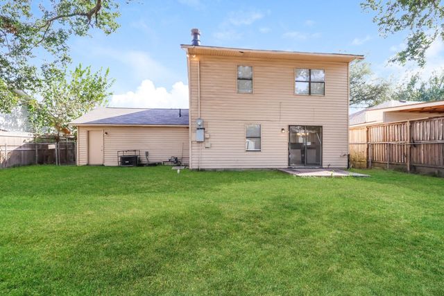 11122 Hanning Lane, Houston, TX 77041
