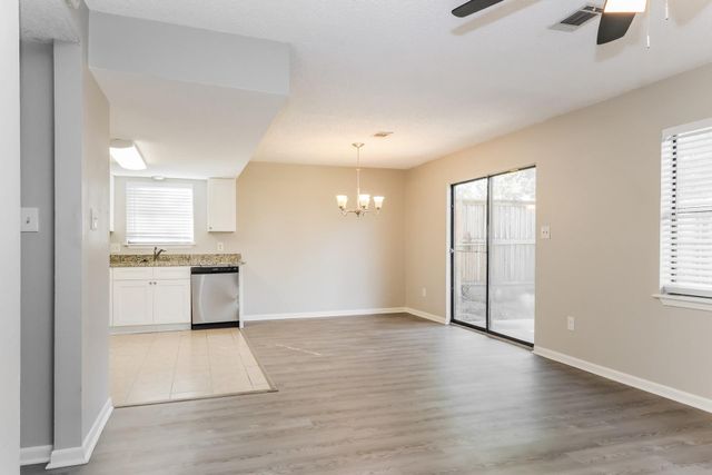 11122 Hanning Lane, Houston, TX 77041