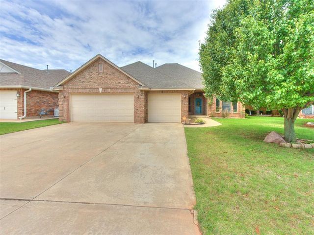 713 N Elk Way, Mustang, OK 73064