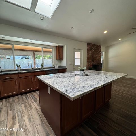 11829 N 65TH Avenue, Glendale, AZ 85304