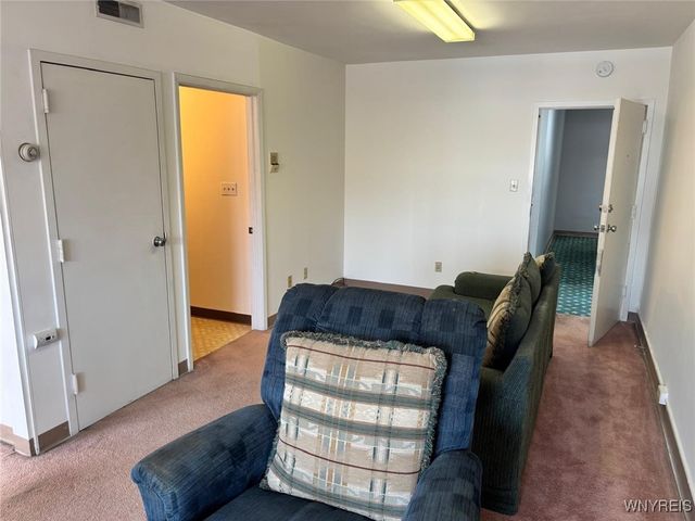 639 17th Street, Niagara Falls, NY 14301