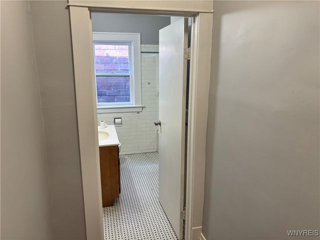 639 17th Street, Niagara Falls, NY 14301