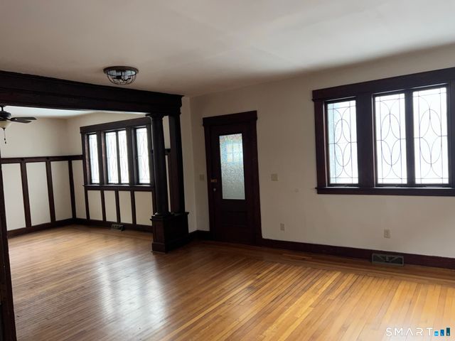 1546 Whitney Avenue, Hamden, CT 06517
