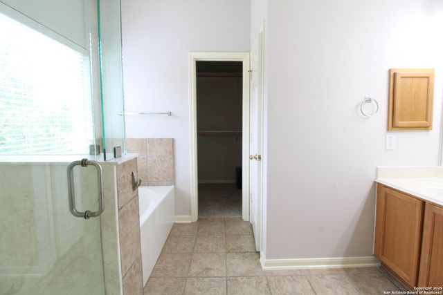 9207 Camborne, San Antonio, TX 78250
