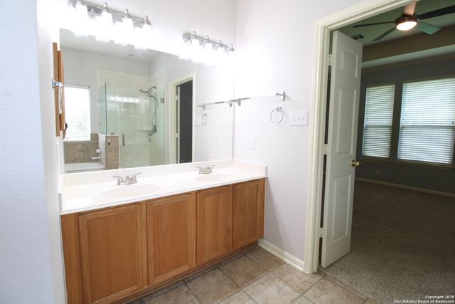 9207 Camborne, San Antonio, TX 78250