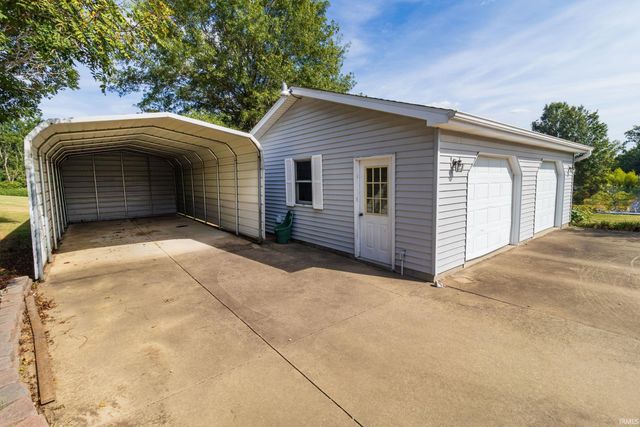 1066 Squaw Creek Road, Boonville, IN 47601