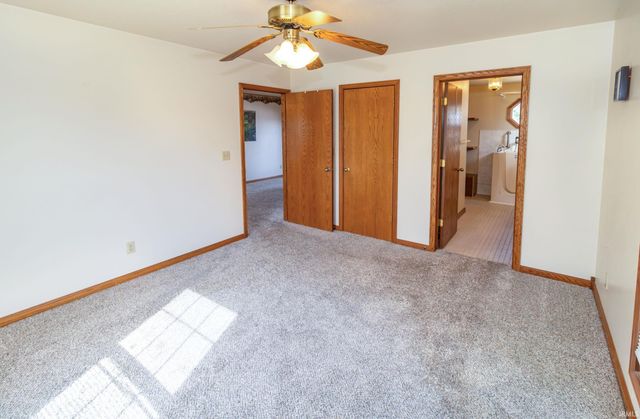 1066 Squaw Creek Road, Boonville, IN 47601