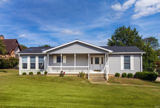 1066 Squaw Creek Road, Boonville, IN 47601