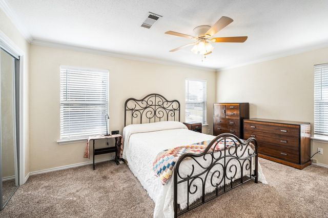 15690 Hilltop Drive, Kemp, TX 75143