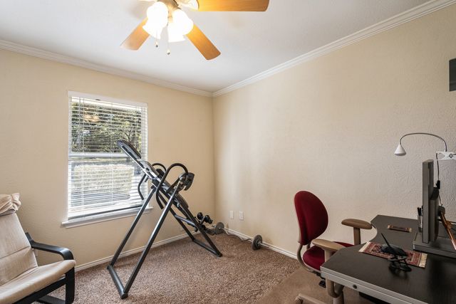 15690 Hilltop Drive, Kemp, TX 75143