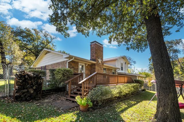 15690 Hilltop Drive, Kemp, TX 75143