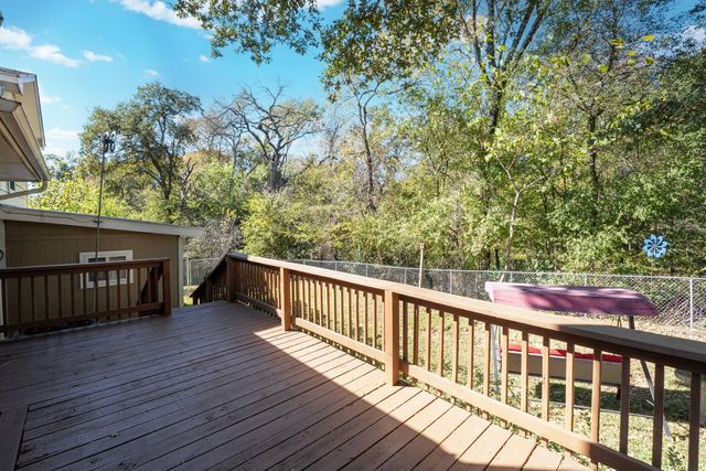 15690 Hilltop Drive, Kemp, TX 75143