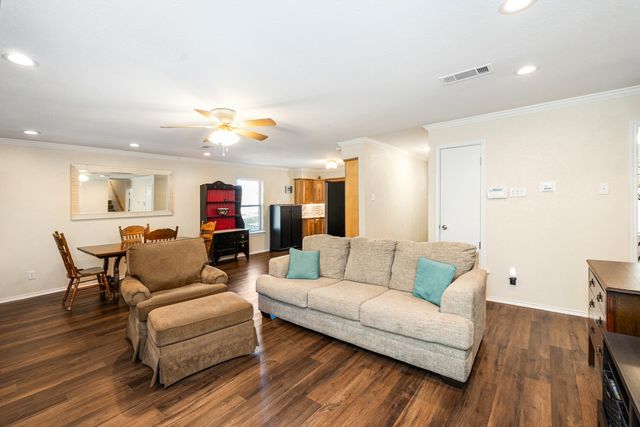 15690 Hilltop Drive, Kemp, TX 75143