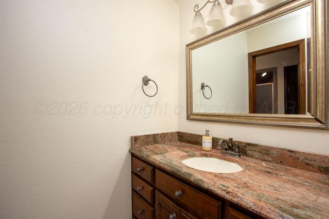 1 Stoneway Court, Canyon, TX 79015