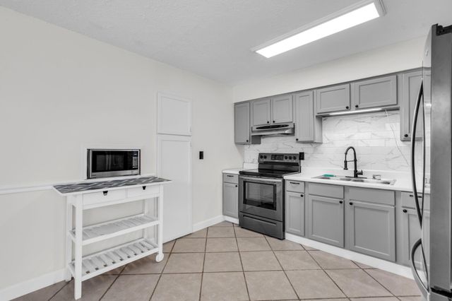 4664 Sutton Terrace S, West Palm Beach, FL 33415