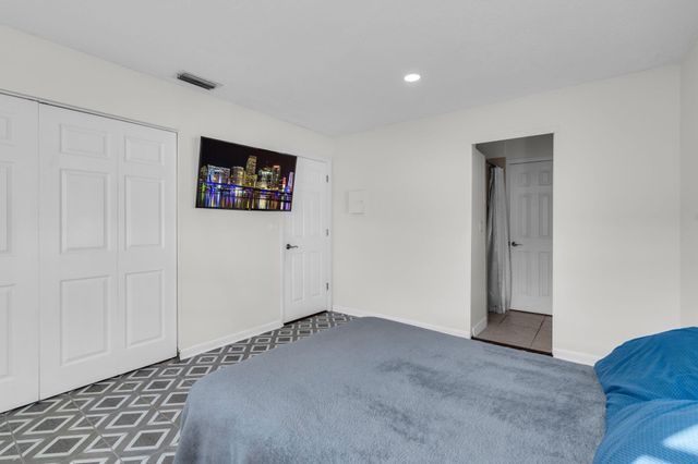 4664 Sutton Terrace S, West Palm Beach, FL 33415