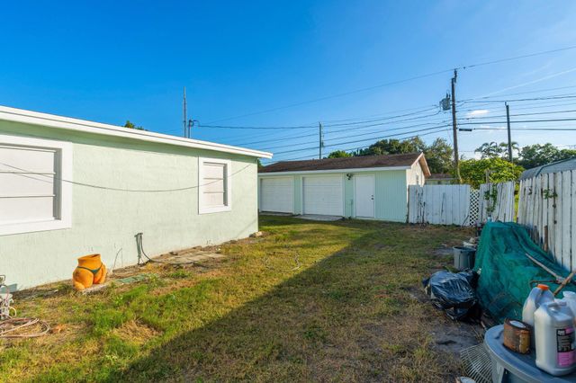 4664 Sutton Terrace S, West Palm Beach, FL 33415