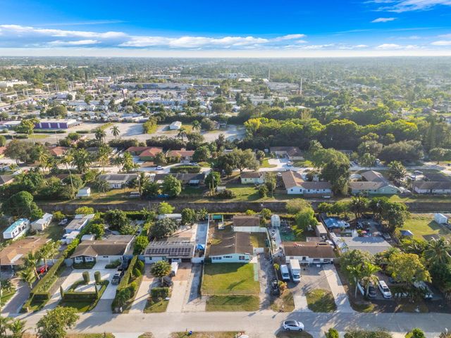 4664 Sutton Terrace S, West Palm Beach, FL 33415