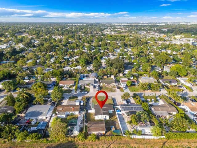 4664 Sutton Terrace S, West Palm Beach, FL 33415