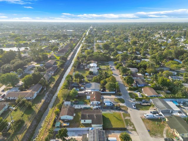 4664 Sutton Terrace S, West Palm Beach, FL 33415