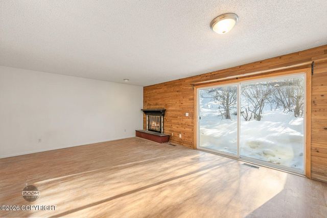 7004 Meteor Court, Anchorage, AK 99504