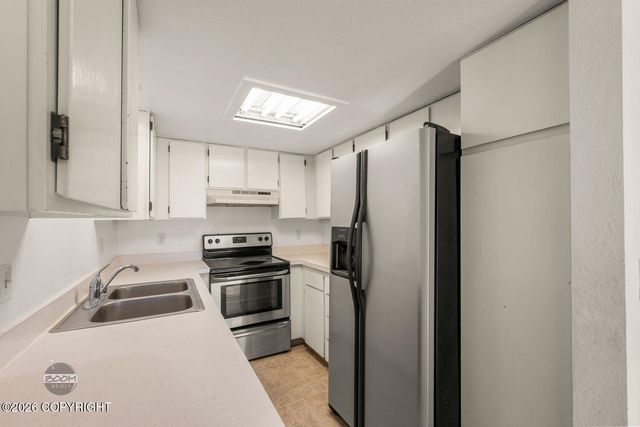 7004 Meteor Court, Anchorage, AK 99504