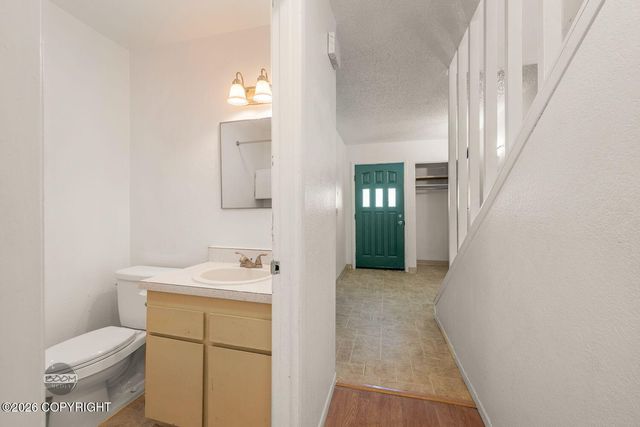 7004 Meteor Court, Anchorage, AK 99504