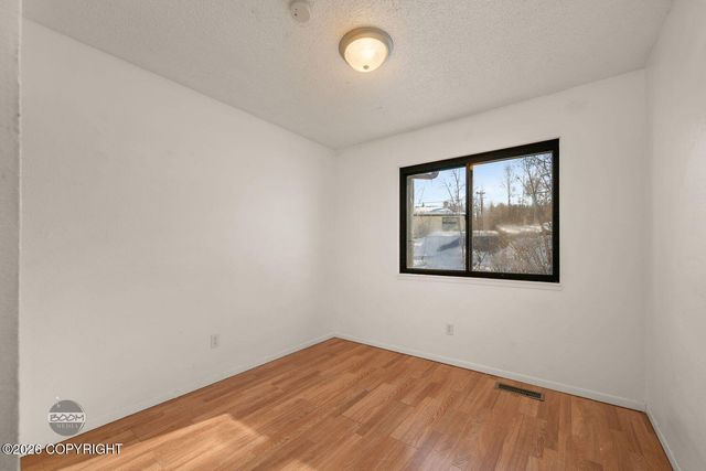 7004 Meteor Court, Anchorage, AK 99504