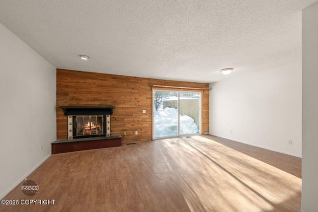 7004 Meteor Court, Anchorage, AK 99504