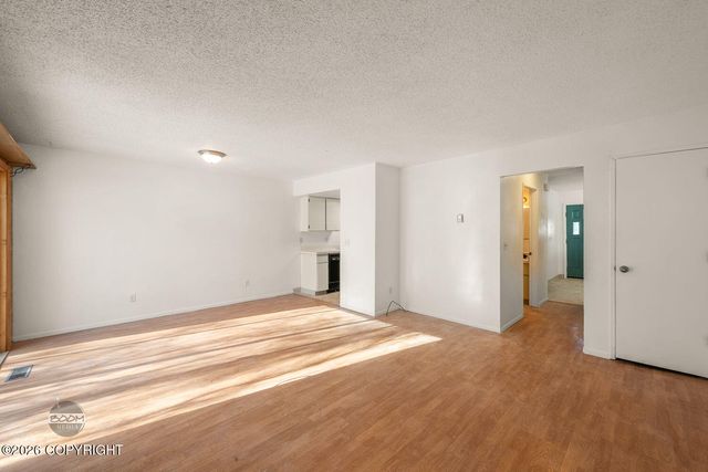 7004 Meteor Court, Anchorage, AK 99504