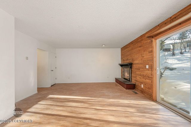 7004 Meteor Court, Anchorage, AK 99504