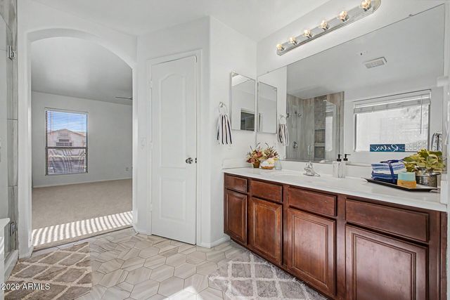 1337 W HEREFORD Drive, San Tan Valley, AZ 85143