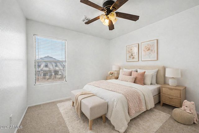 1337 W HEREFORD Drive, San Tan Valley, AZ 85143