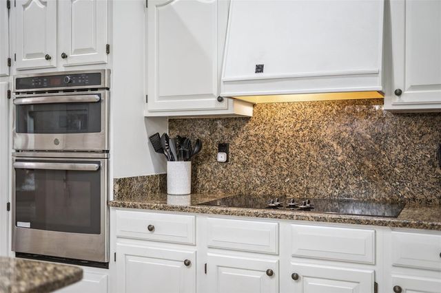 383 EAGLE CREEK CIRCLE, Lake Mary, FL 32746