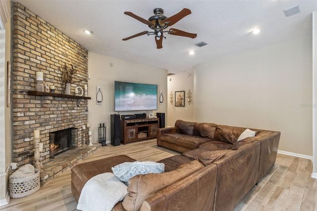 383 EAGLE CREEK CIRCLE, Lake Mary, FL 32746