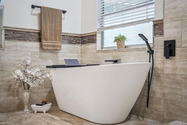 383 EAGLE CREEK CIRCLE, Lake Mary, FL 32746