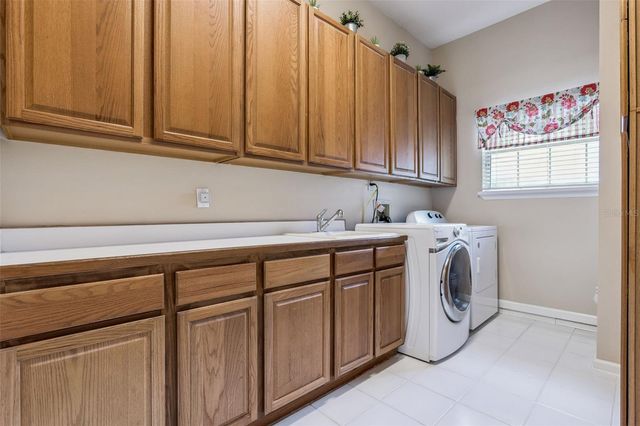 383 EAGLE CREEK CIRCLE, Lake Mary, FL 32746