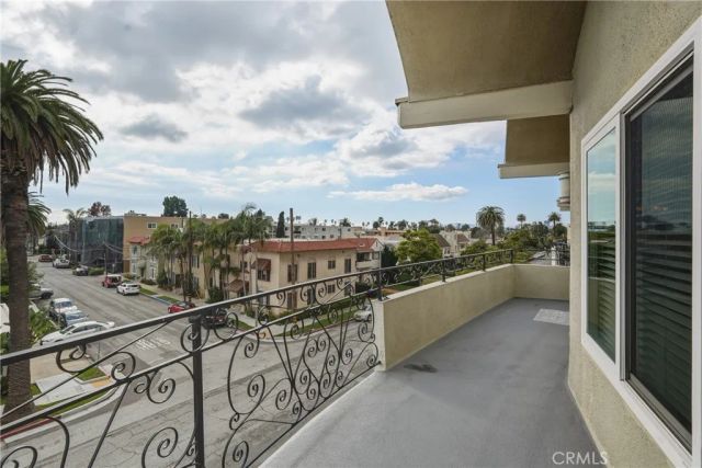 3737 E 2nd Street 301, Long Beach, CA 90803