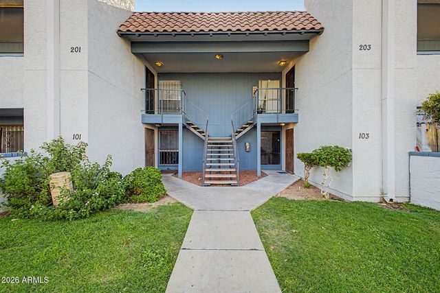 4608 W MARYLAND Avenue 201, Glendale, AZ 85301