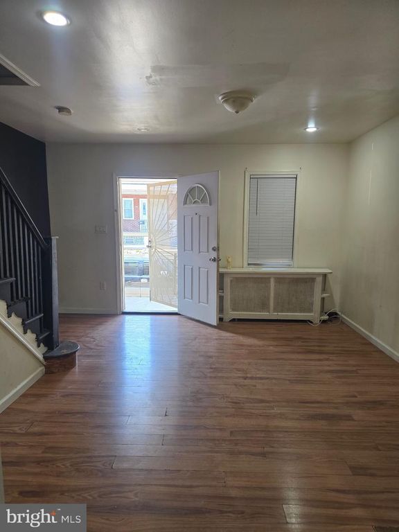 4027 MAYWOOD ST, Philadelphia, PA 19124